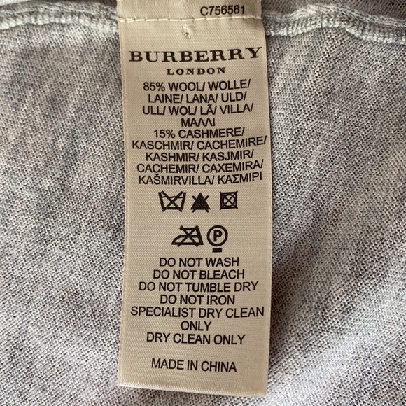 Burberry Light Cardigan. Perfect for summer - Picture 5 of 8